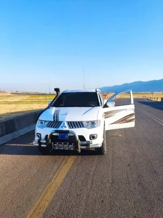 ميتسوبيشي 2011//إدلب إدلب