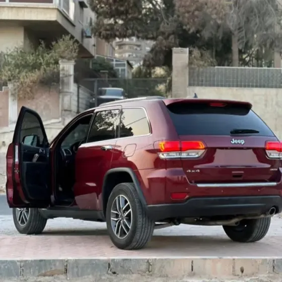 سيارة Jeep Grand Cherokee 2021/دمشق دمشق