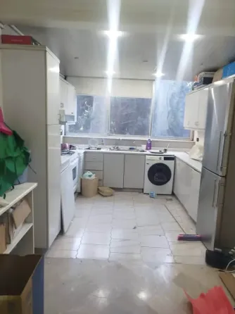 منزل للإيجار//بدون فرش//دمشق//المزة دمشق