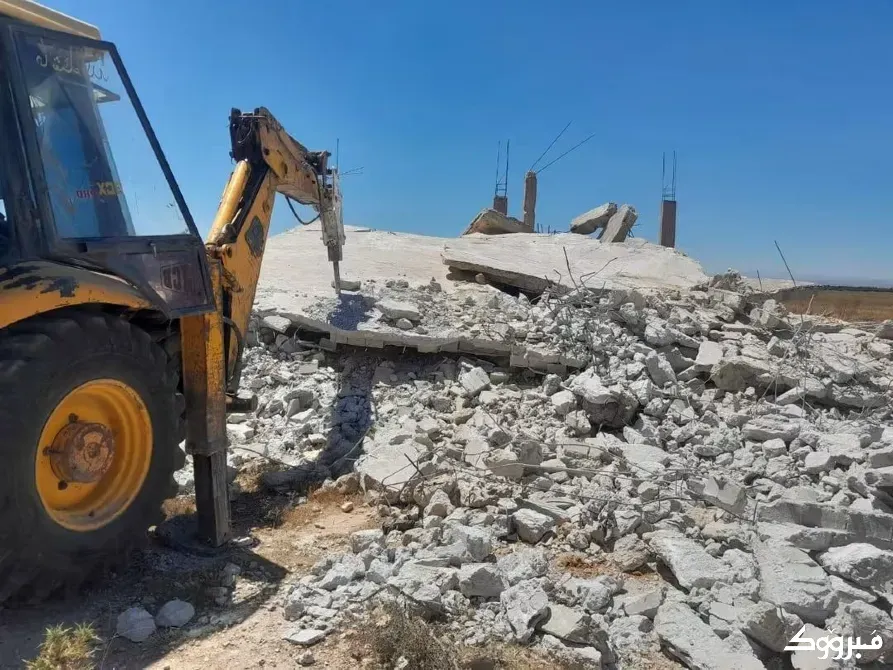 نغل باكر JCB 2001 //حمص //المدينة حمص - الصورة 8