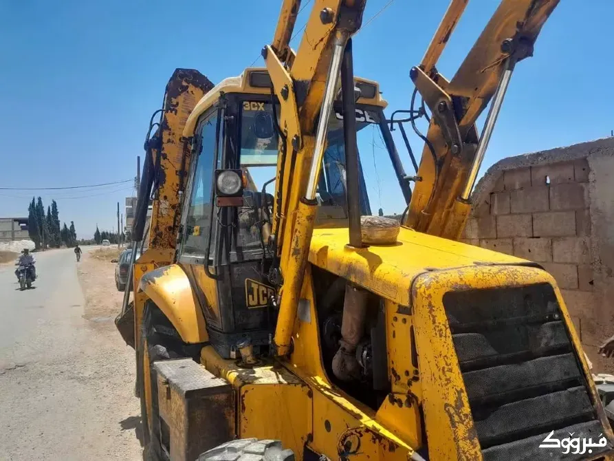 نغل باكر JCB 2001 //حمص //المدينة حمص - الصورة 3