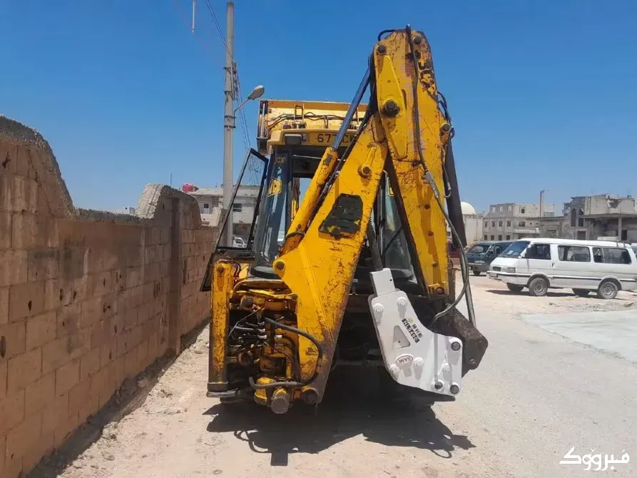 نغل باكر JCB 2001 //حمص //المدينة حمص - الصورة 2