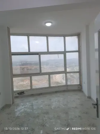 شقة للإيجار//طرطوس //شارع عدنان غانم طرطوس