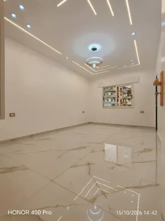 شقة للبيع//طرطوس//دوير الشيخ سعد قبل نهاية المنصف خلف السوق الاخضر Tartouss