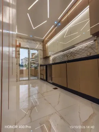 شقة للبيع//طرطوس//دوير الشيخ سعد قبل نهاية المنصف خلف السوق الاخضر Tartouss