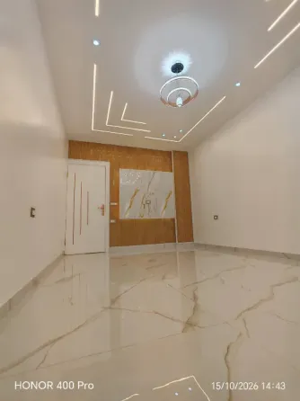 شقة للبيع//طرطوس//دوير الشيخ سعد قبل نهاية المنصف خلف السوق الاخضر Tartouss
