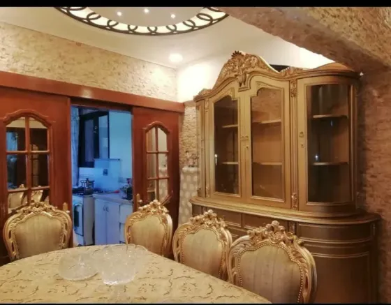 شقة للبيع //دمشق//المزة جبل الشارع الرئيسي دمشق